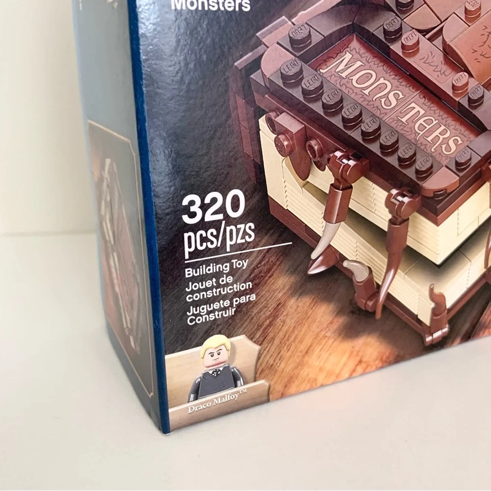 Harry Potter monster book lego set